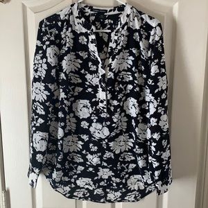 Black and White Women’s Tunic